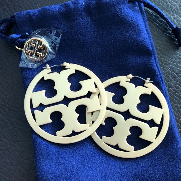 Tory Burch Miller Hoop Logo Hook Earrings - Picture 8 of 8